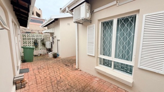 3 Bedroom Property for Sale in Uvongo KwaZulu-Natal