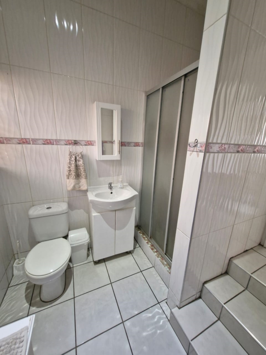 3 Bedroom Property for Sale in Glenmore KwaZulu-Natal