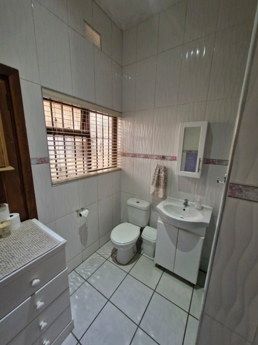 3 Bedroom Property for Sale in Glenmore KwaZulu-Natal