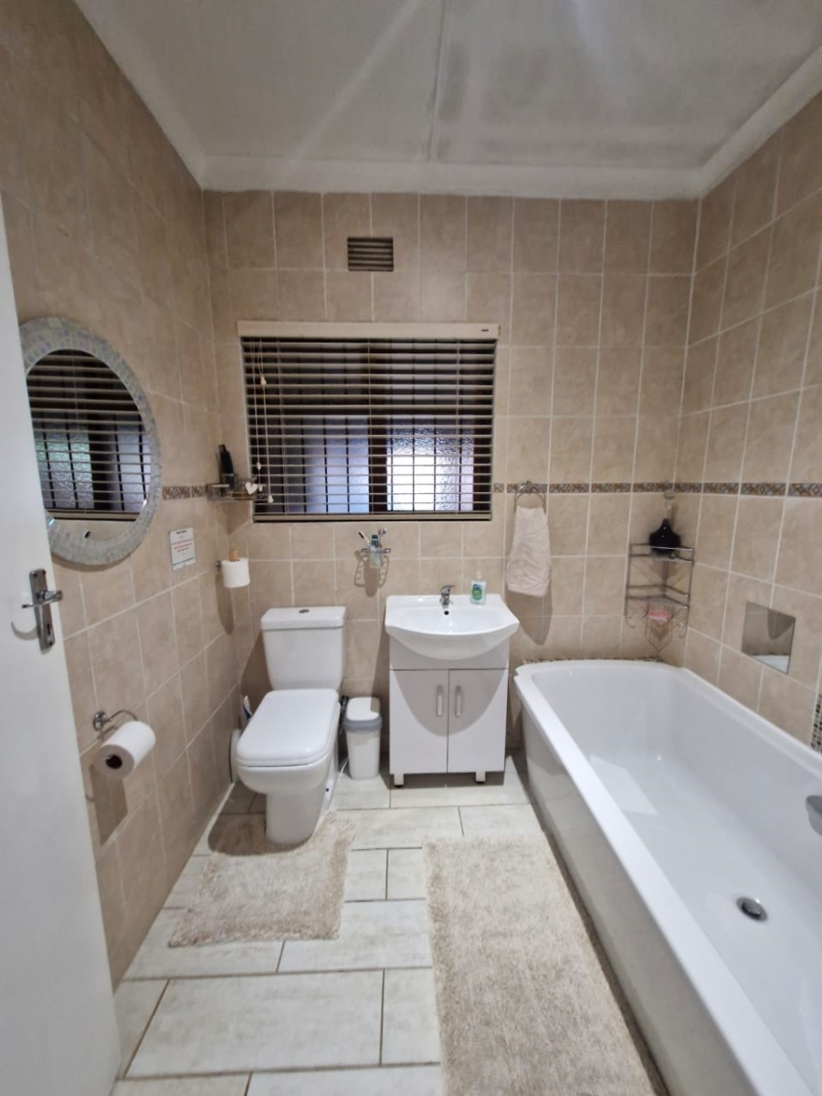 3 Bedroom Property for Sale in Glenmore KwaZulu-Natal