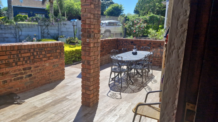 3 Bedroom Property for Sale in Glenmore KwaZulu-Natal