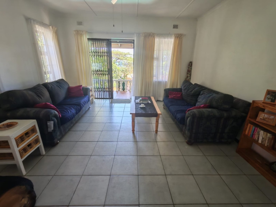 4 Bedroom Property for Sale in Hibberdene KwaZulu-Natal