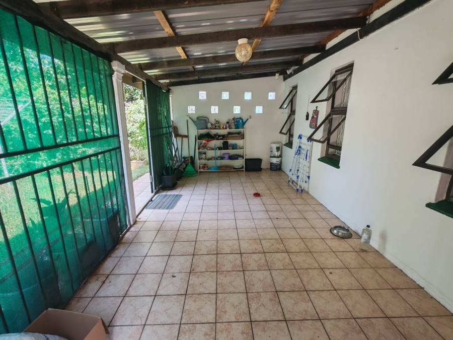 4 Bedroom Property for Sale in Hibberdene KwaZulu-Natal