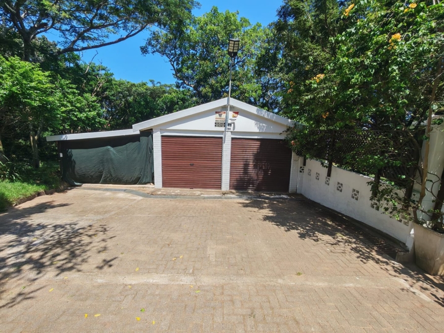 4 Bedroom Property for Sale in Hibberdene KwaZulu-Natal