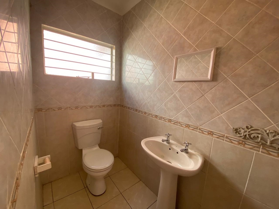 To Let commercial Property for Rent in Newcastle KwaZulu-Natal