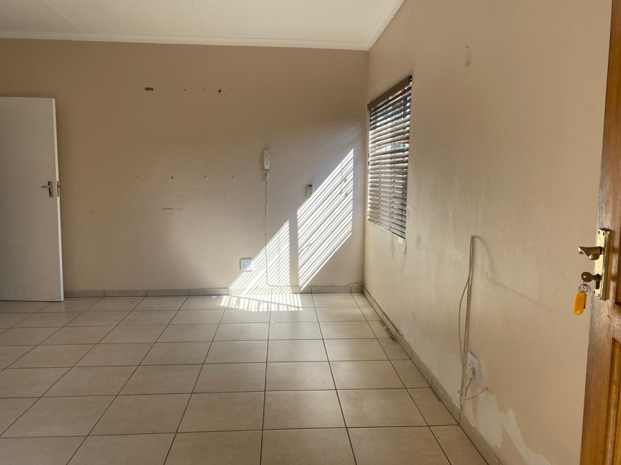 To Let commercial Property for Rent in Newcastle KwaZulu-Natal