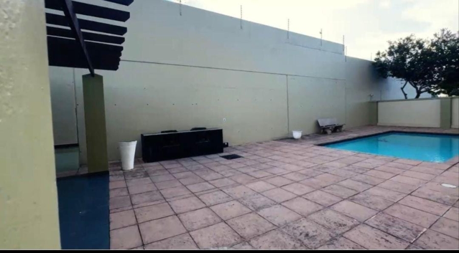 To Let 2 Bedroom Property for Rent in New Town Centre KwaZulu-Natal