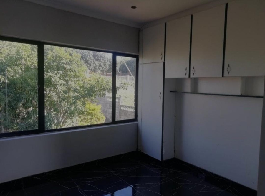 To Let 3 Bedroom Property for Rent in Athlone Park KwaZulu-Natal