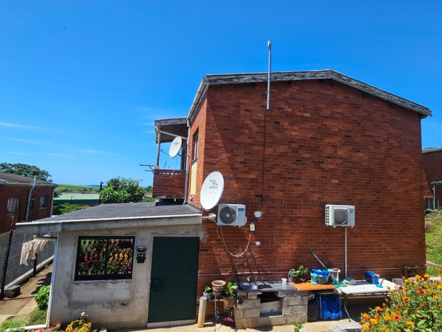 2 Bedroom Property for Sale in Dawnside KwaZulu-Natal