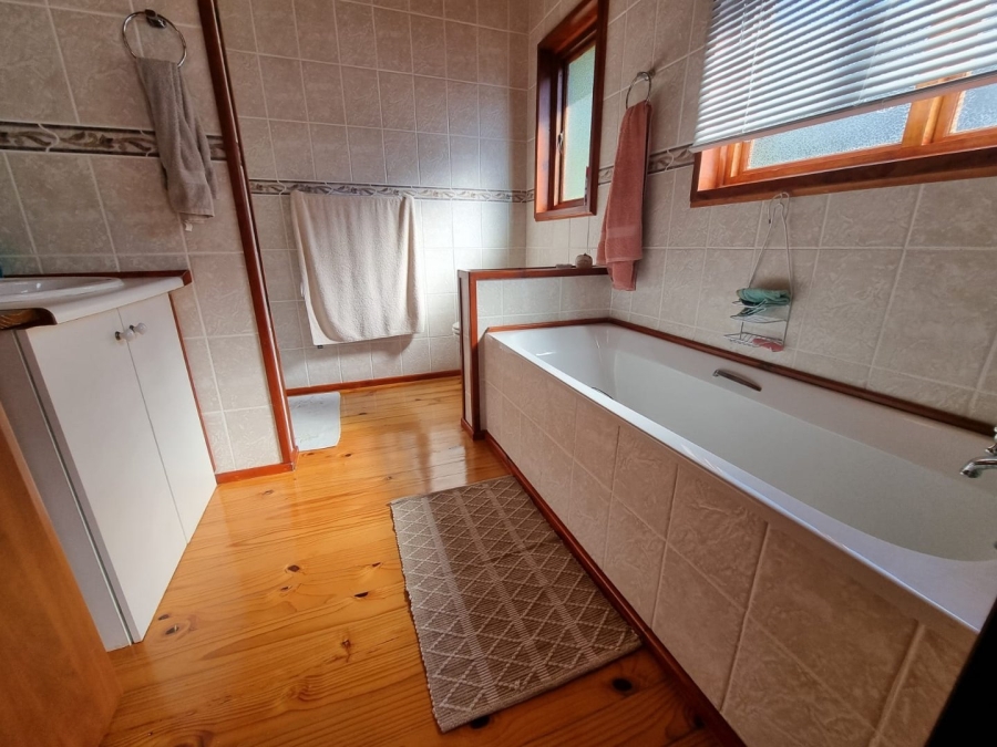 3 Bedroom Property for Sale in Southport KwaZulu-Natal