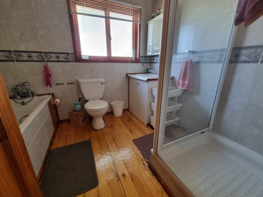 3 Bedroom Property for Sale in Southport KwaZulu-Natal