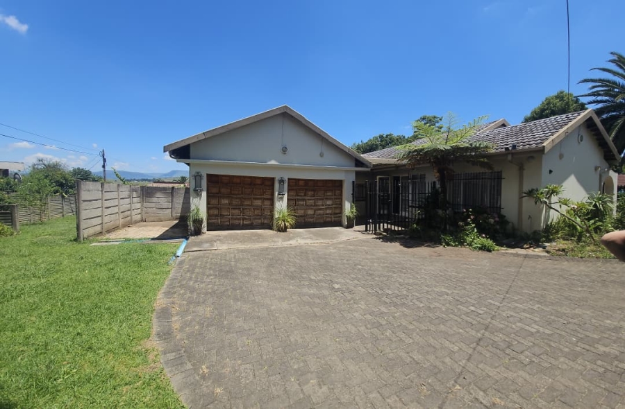 3 Bedroom Property for Sale in Aviary Hill KwaZulu-Natal