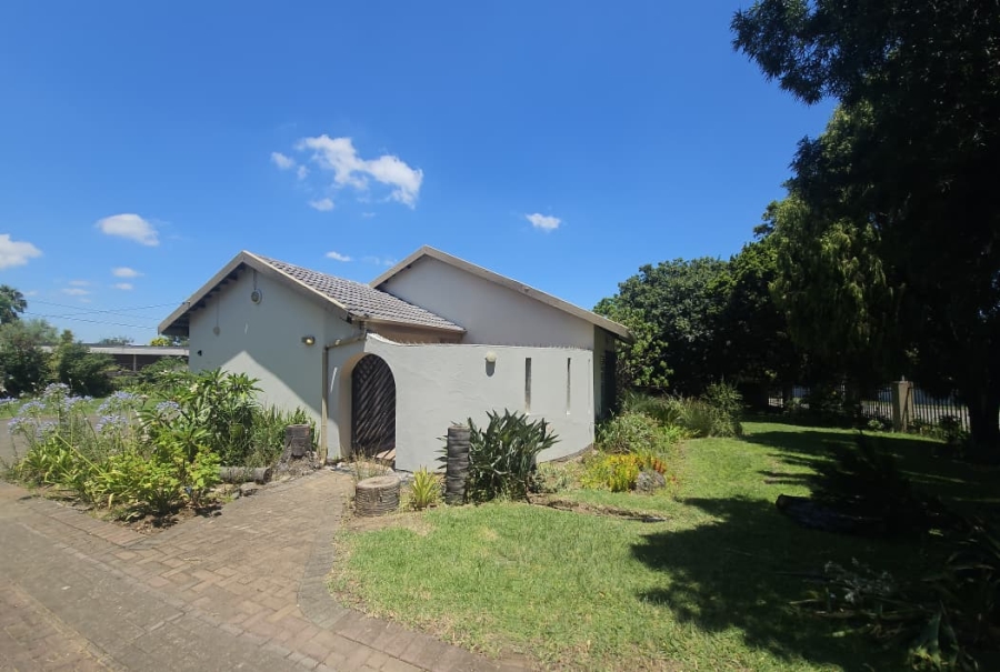 3 Bedroom Property for Sale in Aviary Hill KwaZulu-Natal