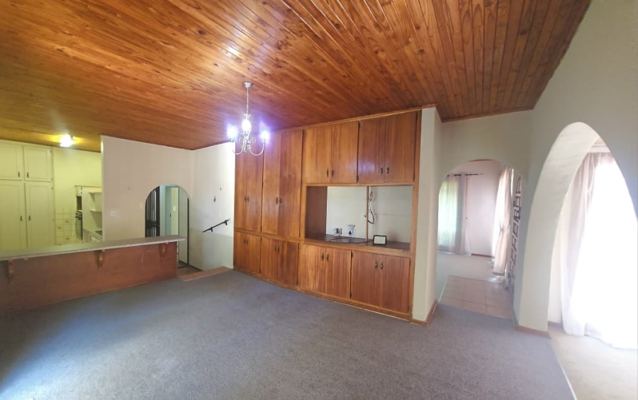 3 Bedroom Property for Sale in Aviary Hill KwaZulu-Natal