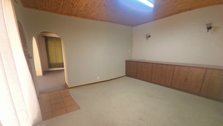 3 Bedroom Property for Sale in Aviary Hill KwaZulu-Natal