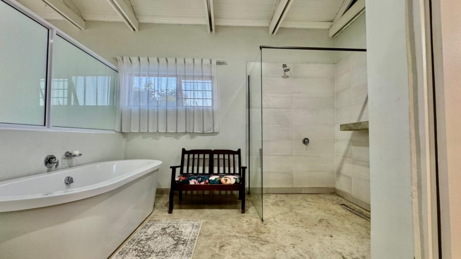 4 Bedroom Property for Sale in Huttenheights KwaZulu-Natal