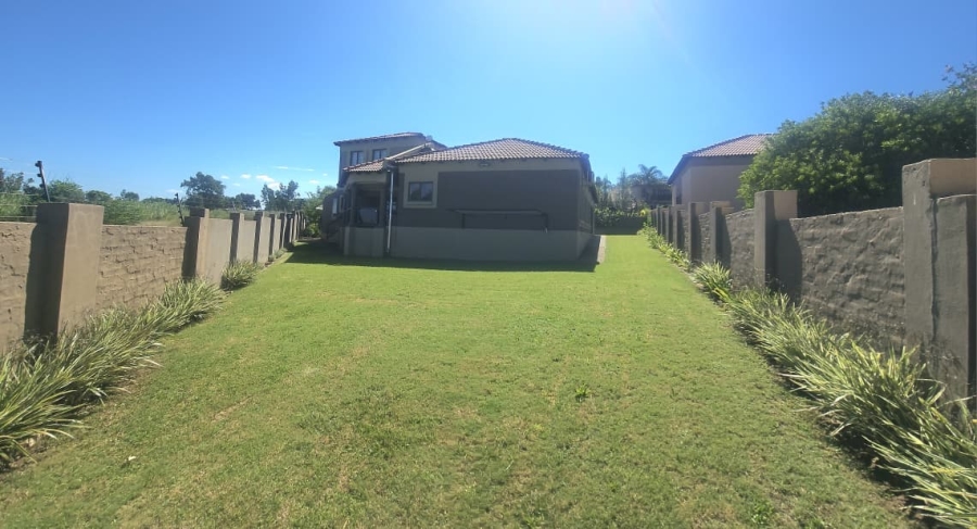 4 Bedroom Property for Sale in Schuinshoogte KwaZulu-Natal
