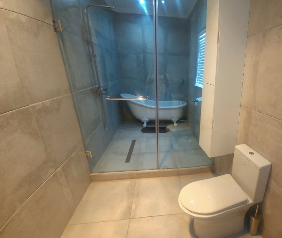 4 Bedroom Property for Sale in Schuinshoogte KwaZulu-Natal