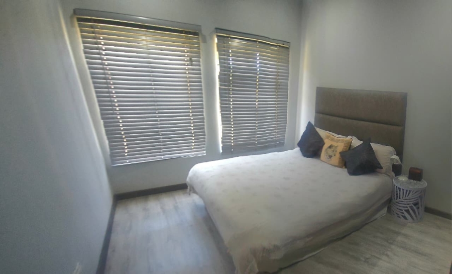 4 Bedroom Property for Sale in Schuinshoogte KwaZulu-Natal