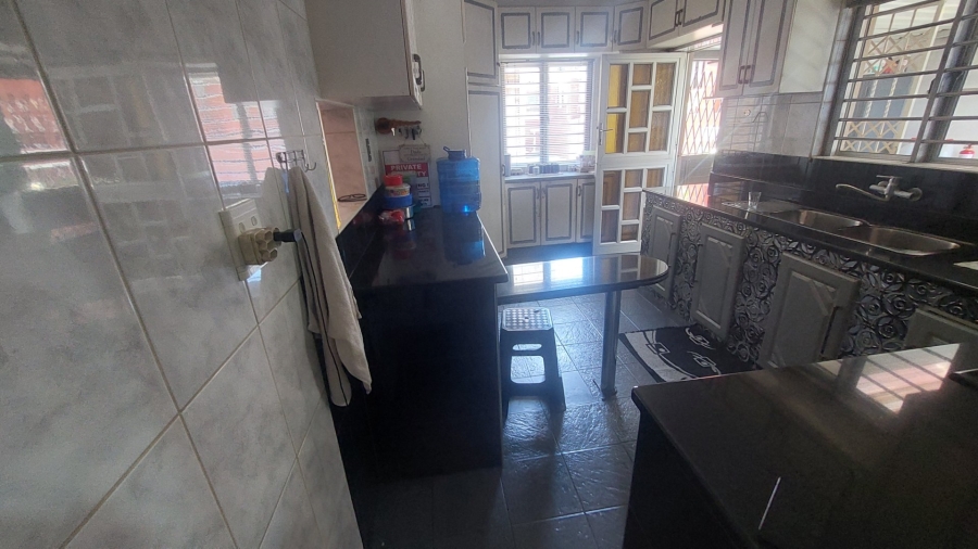 8 Bedroom Property for Sale in Bayview KwaZulu-Natal