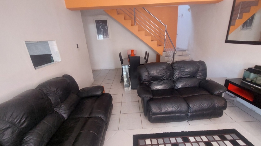 8 Bedroom Property for Sale in Bayview KwaZulu-Natal