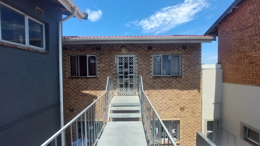8 Bedroom Property for Sale in Bayview KwaZulu-Natal