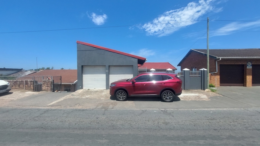 8 Bedroom Property for Sale in Bayview KwaZulu-Natal