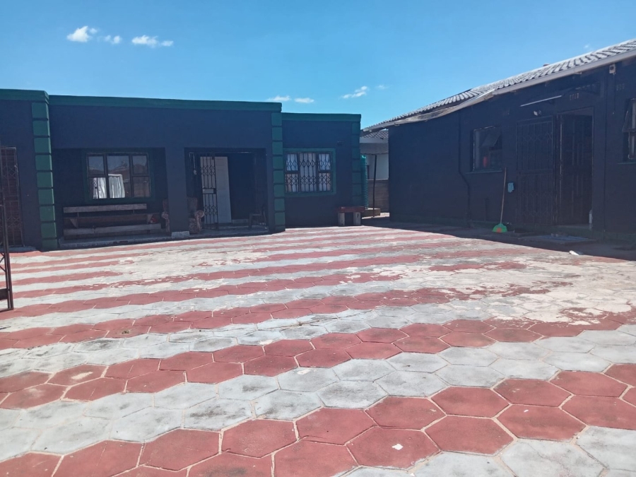 3 Bedroom Property for Sale in Esikhawini KwaZulu-Natal