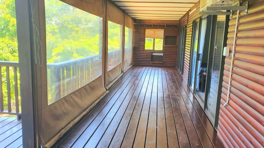 5 Bedroom Property for Sale in Leisure Crest KwaZulu-Natal