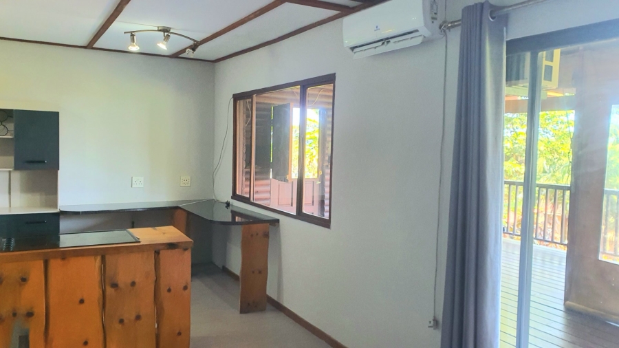 5 Bedroom Property for Sale in Leisure Crest KwaZulu-Natal