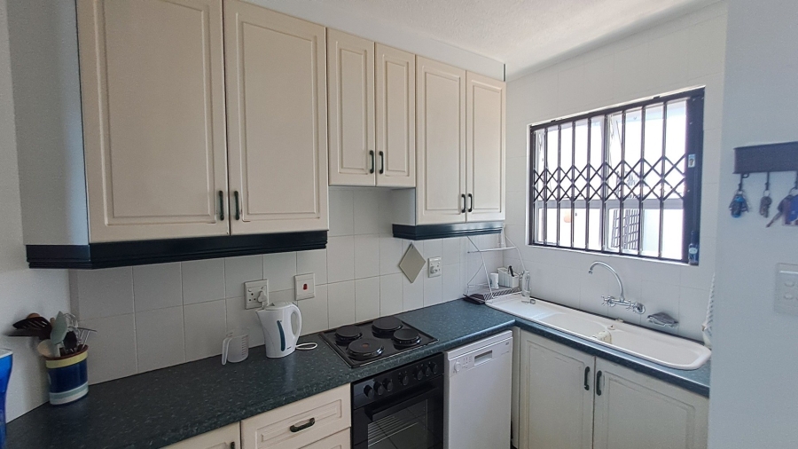 To Let 3 Bedroom Property for Rent in Ramsgate KwaZulu-Natal