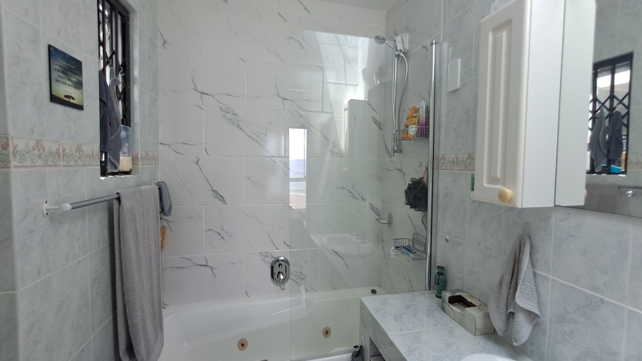 To Let 3 Bedroom Property for Rent in Ramsgate KwaZulu-Natal