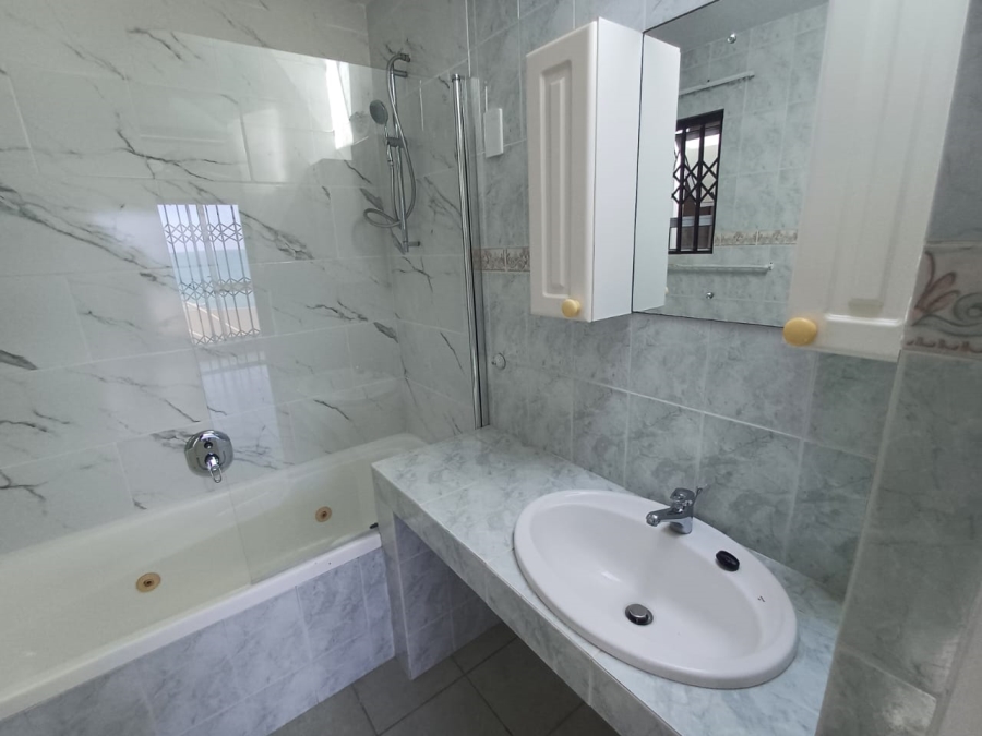 To Let 3 Bedroom Property for Rent in Ramsgate KwaZulu-Natal