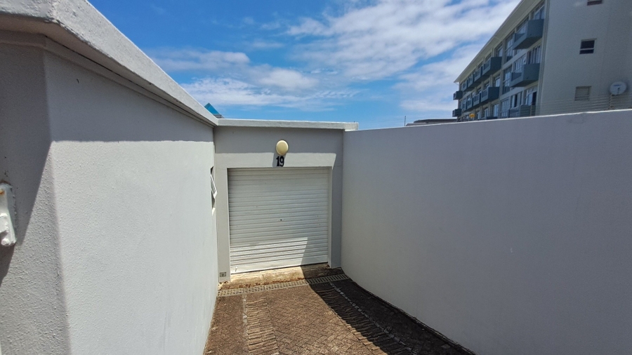 To Let 3 Bedroom Property for Rent in Ramsgate KwaZulu-Natal
