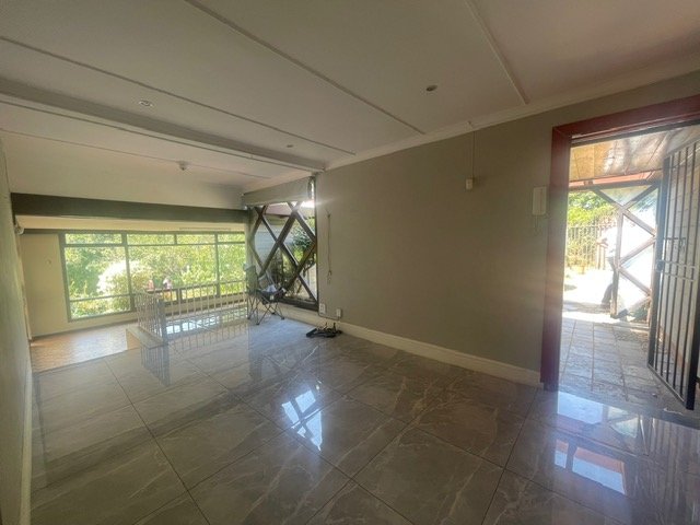 To Let 4 Bedroom Property for Rent in Clarendon KwaZulu-Natal