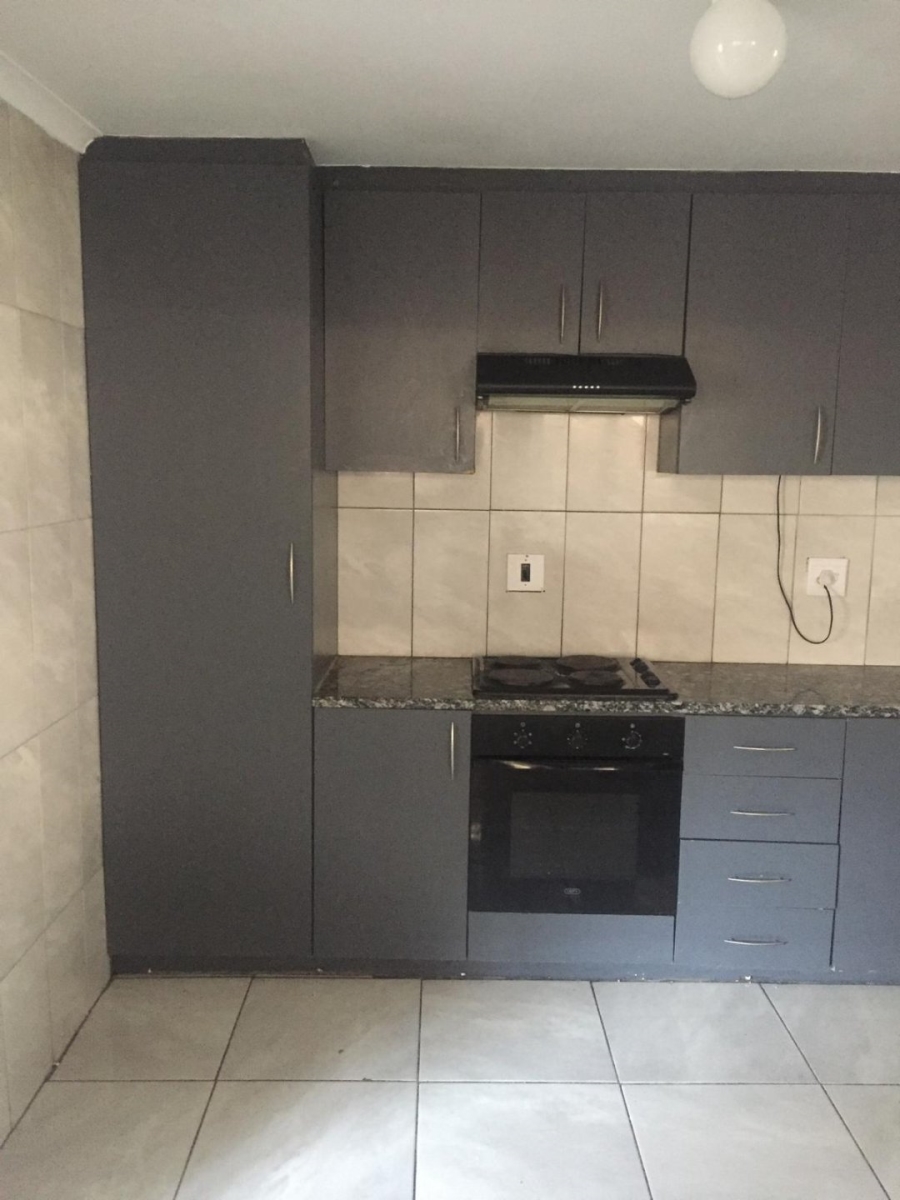 To Let 2 Bedroom Property for Rent in Merebank East KwaZulu-Natal