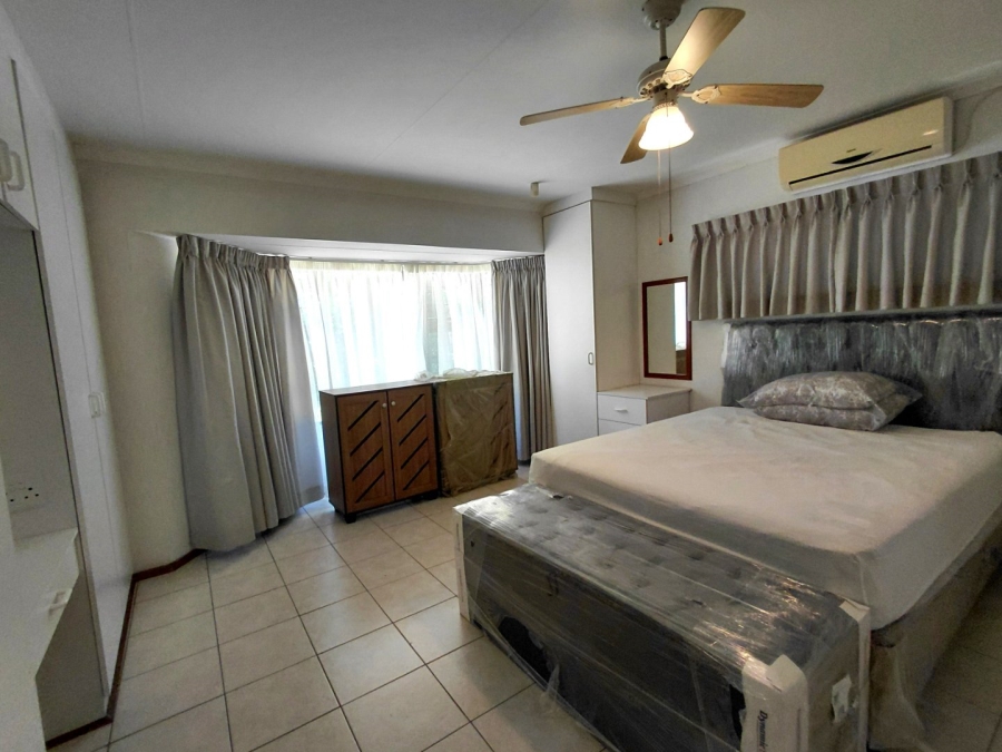 3 Bedroom Property for Sale in Umtentweni KwaZulu-Natal