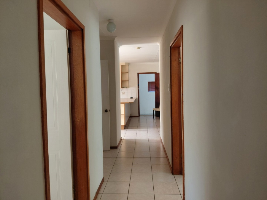 3 Bedroom Property for Sale in Umtentweni KwaZulu-Natal