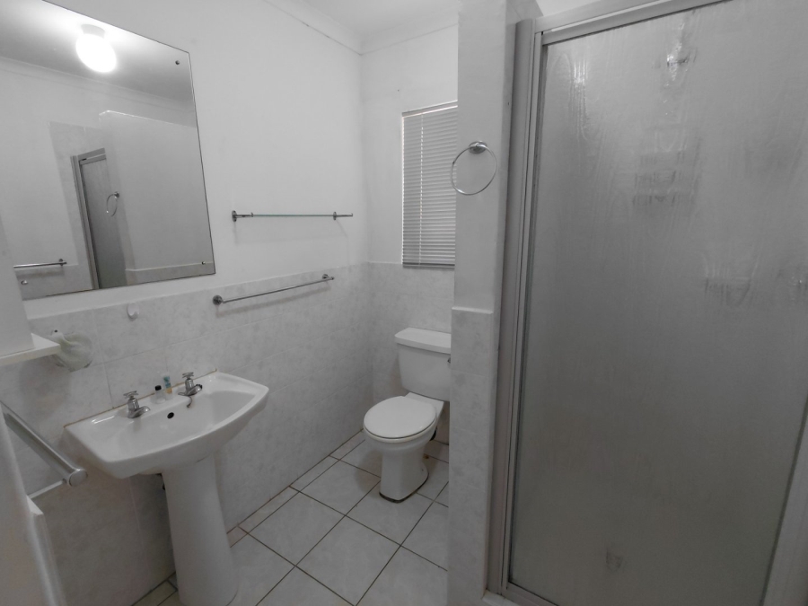 3 Bedroom Property for Sale in Umtentweni KwaZulu-Natal