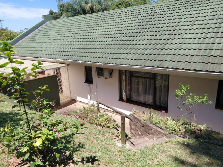 3 Bedroom Property for Sale in Umtentweni KwaZulu-Natal