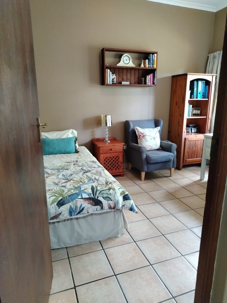 4 Bedroom Property for Sale in Monteseel KwaZulu-Natal