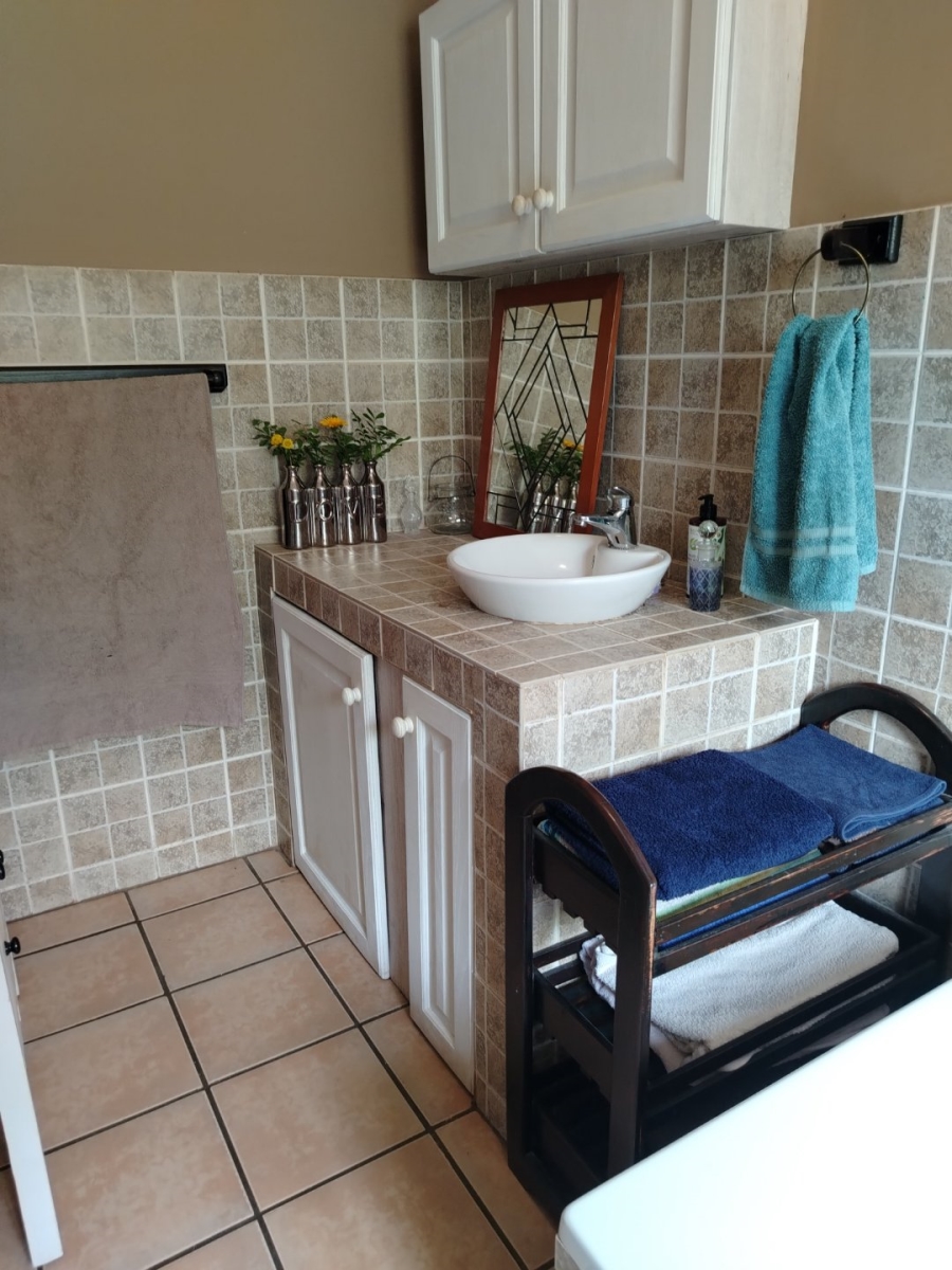 4 Bedroom Property for Sale in Monteseel KwaZulu-Natal