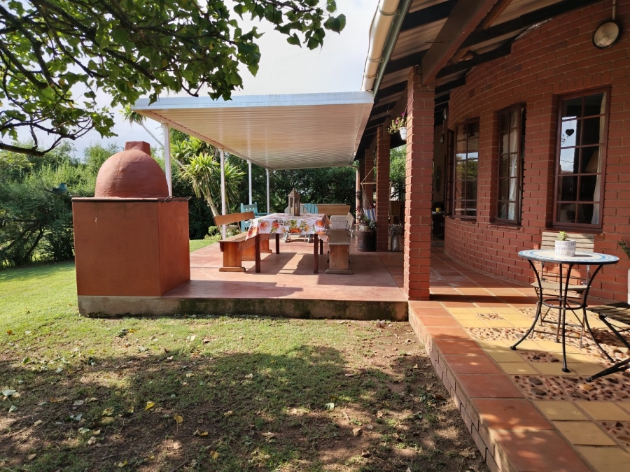 4 Bedroom Property for Sale in Monteseel KwaZulu-Natal