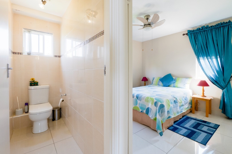 3 Bedroom Property for Sale in Amanzimtoti KwaZulu-Natal