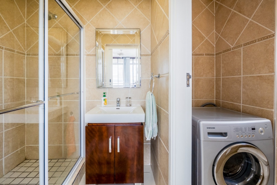 3 Bedroom Property for Sale in Amanzimtoti KwaZulu-Natal