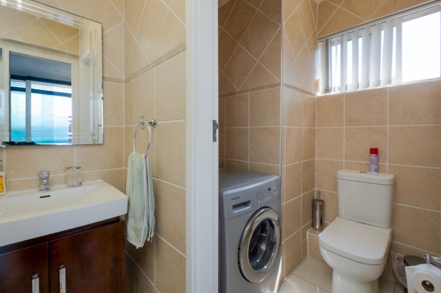 3 Bedroom Property for Sale in Amanzimtoti KwaZulu-Natal