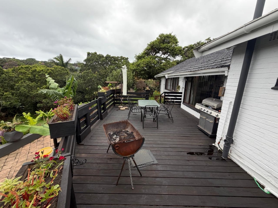 4 Bedroom Property for Sale in Uvongo KwaZulu-Natal