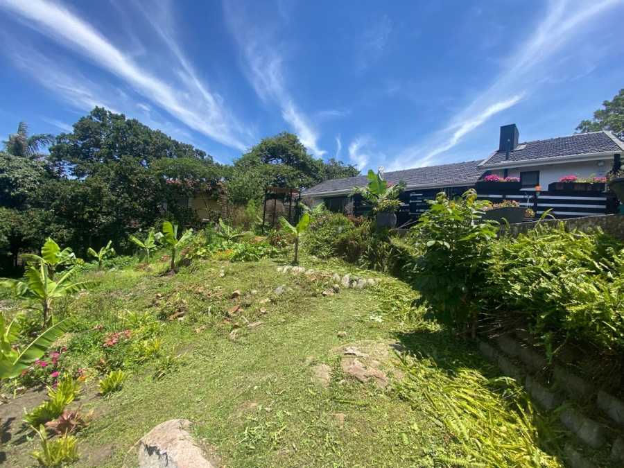 4 Bedroom Property for Sale in Uvongo KwaZulu-Natal