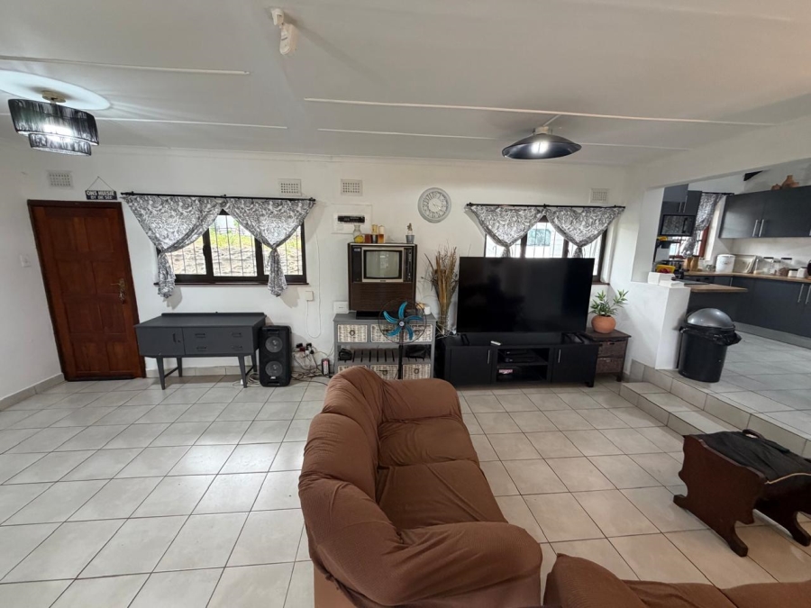 4 Bedroom Property for Sale in Uvongo KwaZulu-Natal