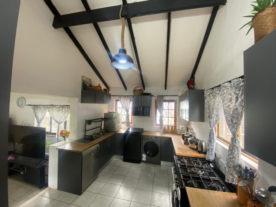 4 Bedroom Property for Sale in Uvongo KwaZulu-Natal